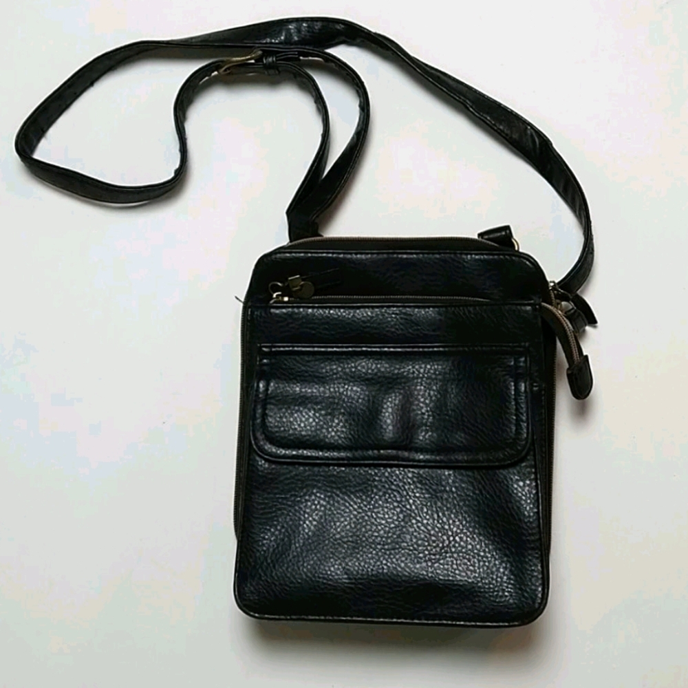 Relic Black Leather Shoulder Bag